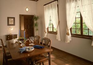 中古家具の買い取りに強い「COLT」